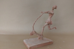 FRANČESKA PILIĆ - Djevojčica na romobilu, 2015., skulptura: terakota, 20x20x10cm