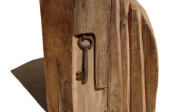 KARIN GRENC - Ključ, 2016., skulptura: drvo/metalni ključ, 22x19x11cm