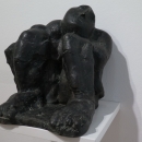 Sjedeća figura III, 1976.; bronca