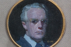 Omer Mujadžić – Autoportret, 1972., ulje/platno, promjer 8cm, Gradski muzej Omiš